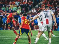 开云APP-西班牙破众擒敌，锁定欧洲杯四强席位