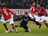 开云体育app-包含奥格斯堡客场打平，积分稳定的词条