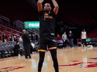 开云体育中国-火箭主场大胜爵士，戈登砍下31分