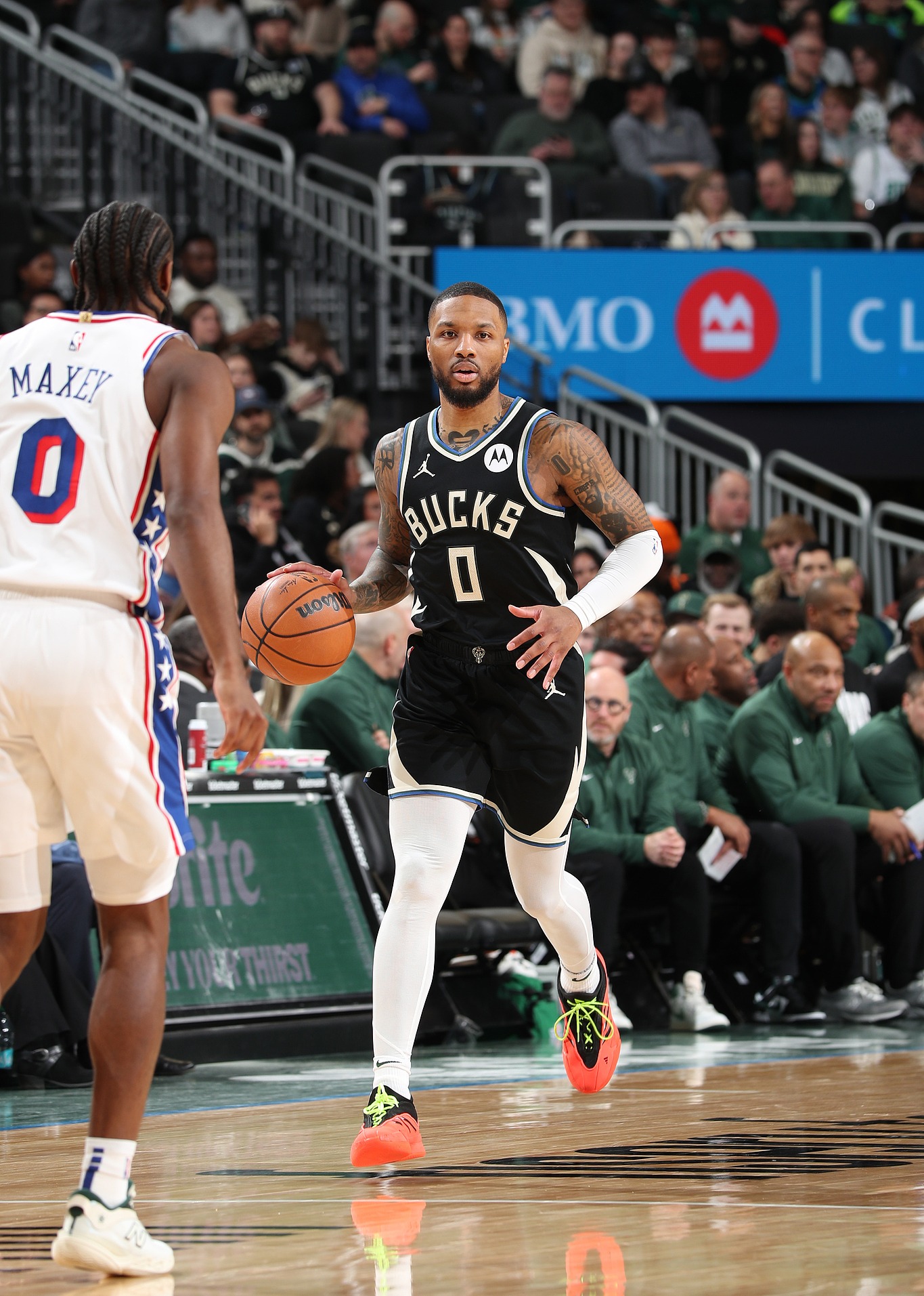 关于雄鹿队的技战术组合发挥出色的信息