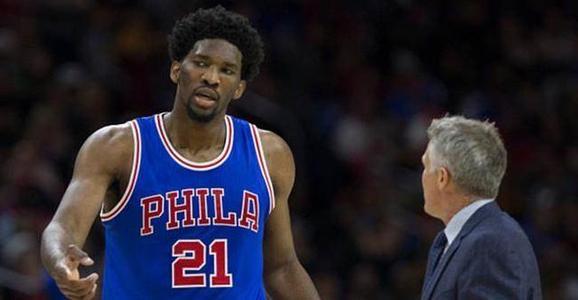 篮球主场抢分，向前排进一步