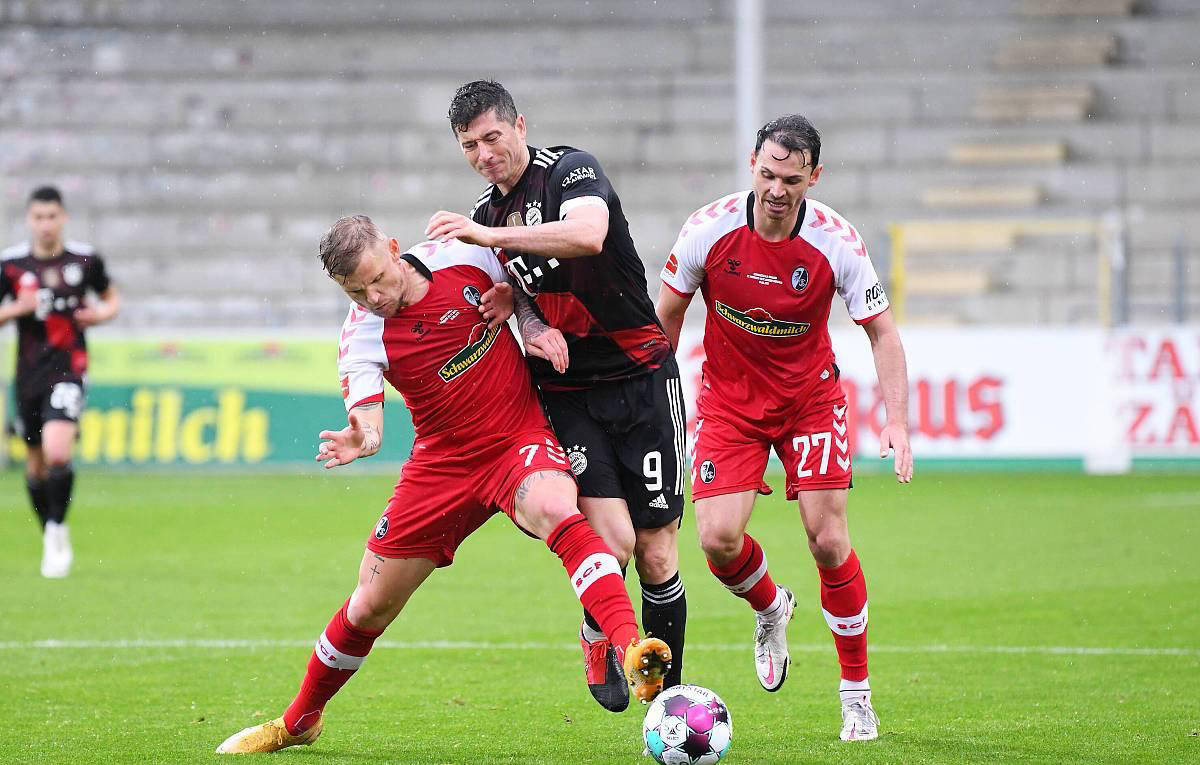 关于美因茨主场取胜，稳定排名提升信心的信息