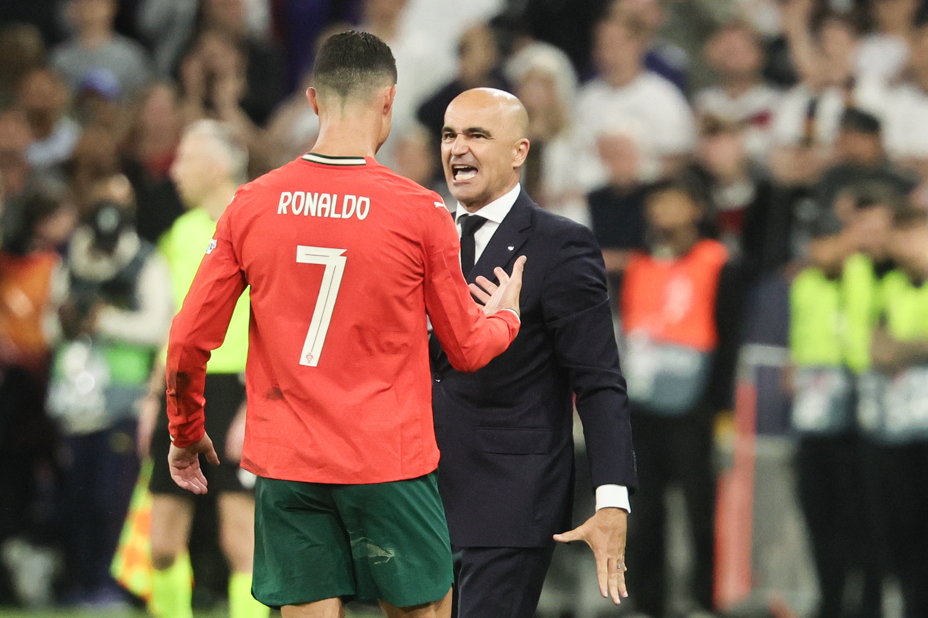 欧国联资格赛今日开打，各队士气高昂备战