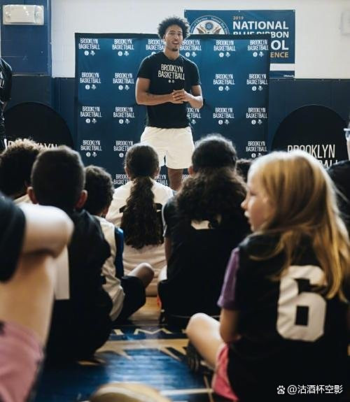 勇士告捷篮网，结束连败